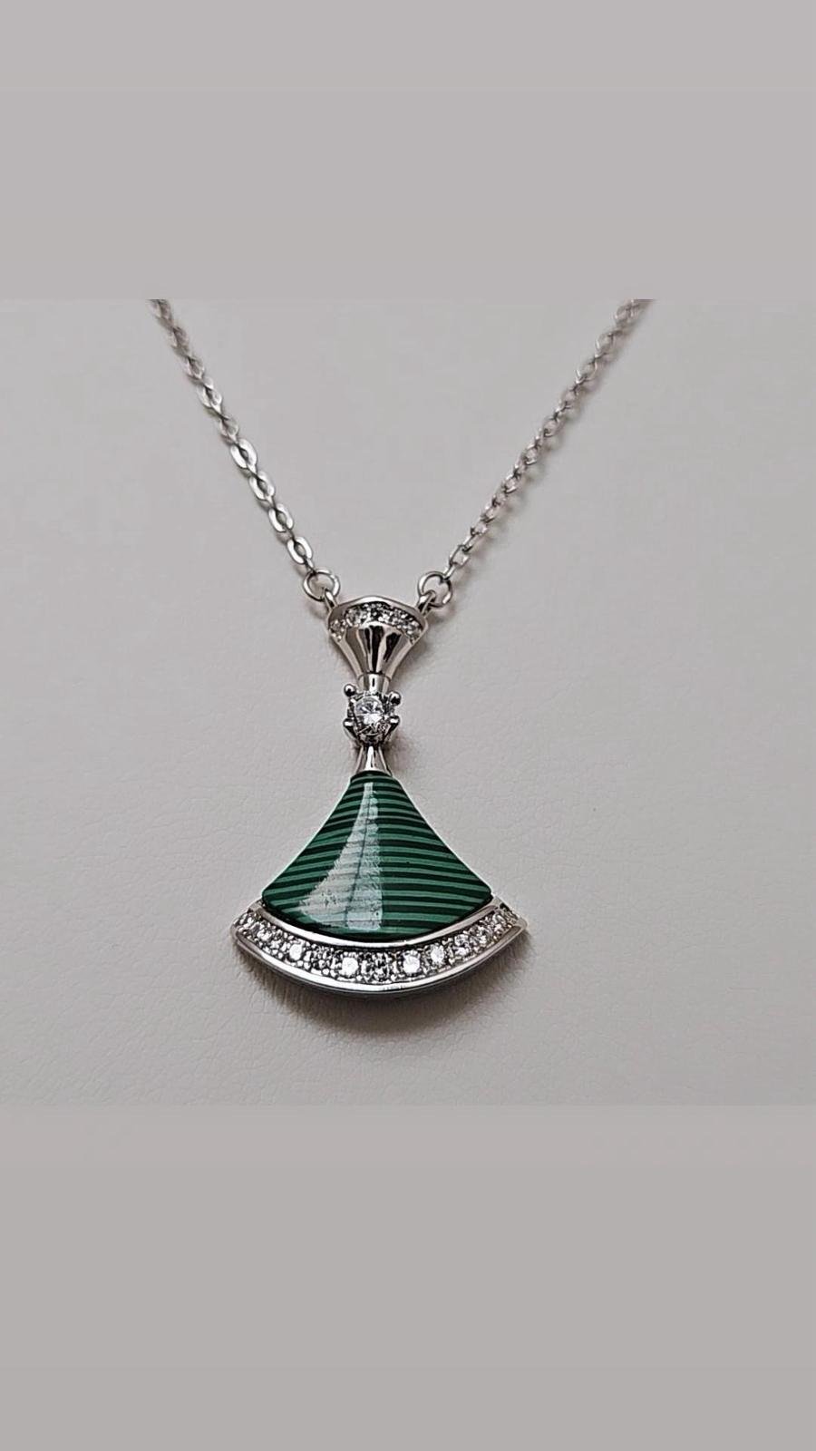 925 Sterling Silver cz Green Stone Pendant Necklace - Image 2